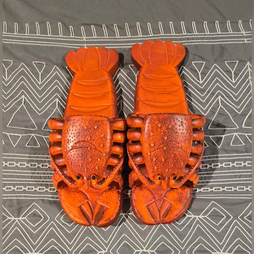 Lobster Womens Slides Size 46/47.